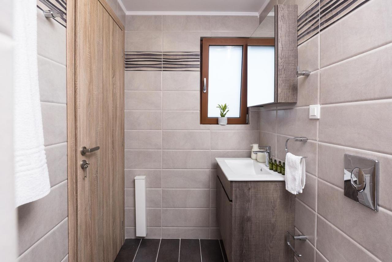 Gardenia Apartment Kíssamos Exteriör bild